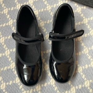 Girls Size 13.5 tap shoes